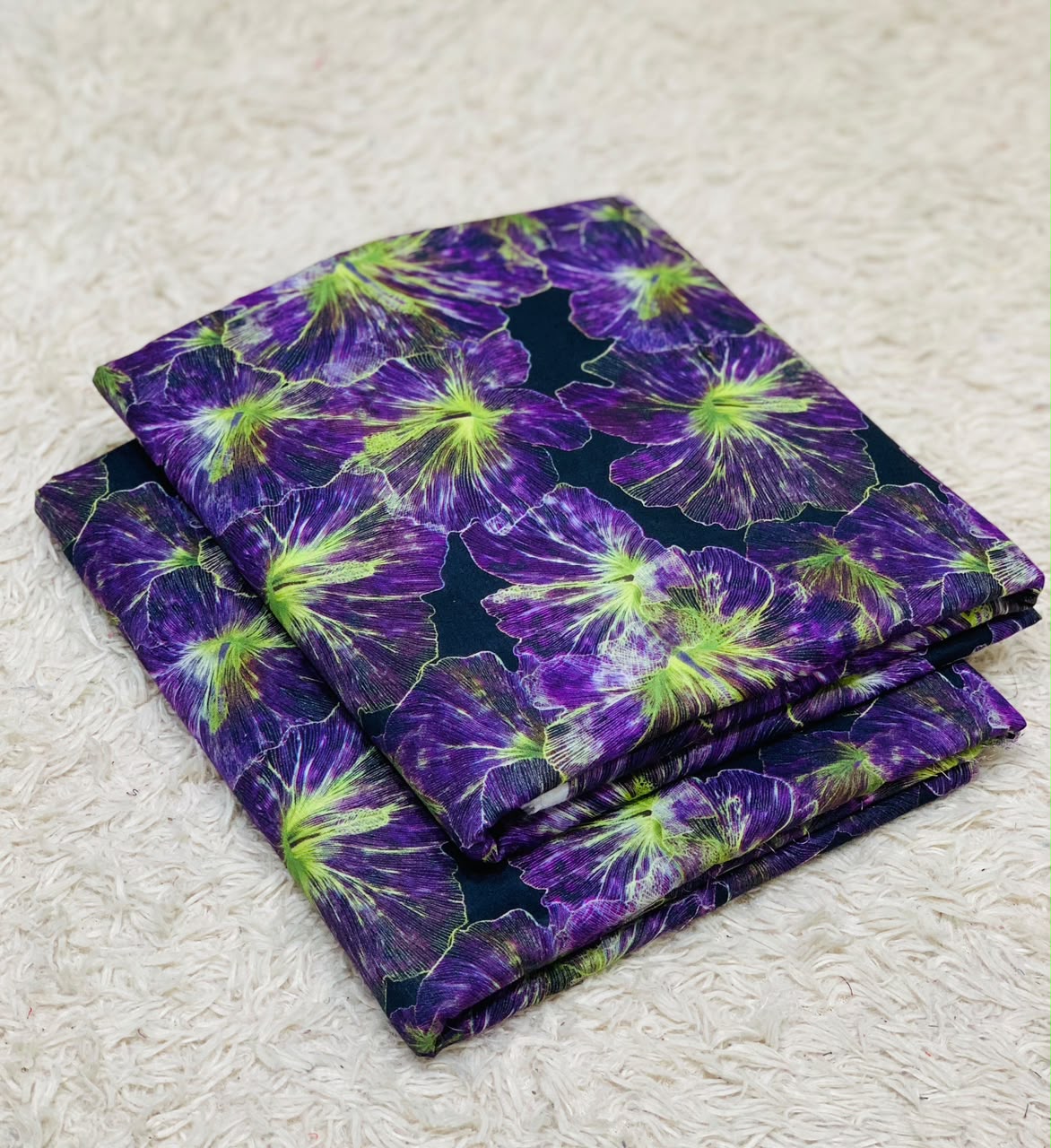 008 - Deep Violet & Electric Lime - Shifa Zahra - Classic Lawn