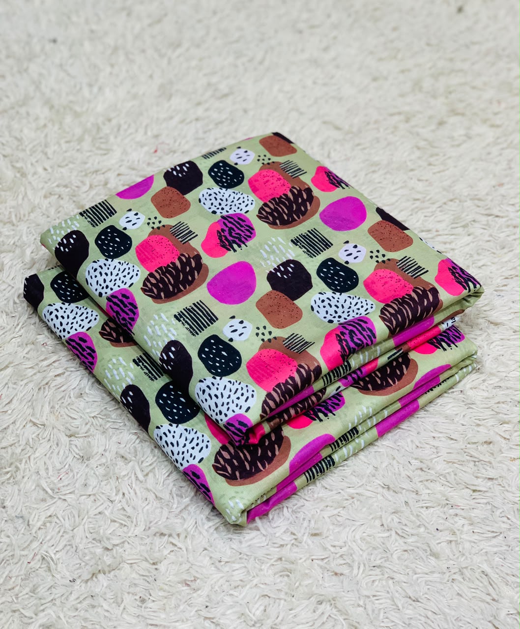 022 - Sage Green & Magenta Pebble - Shifa Zahra - Classic Lawn
