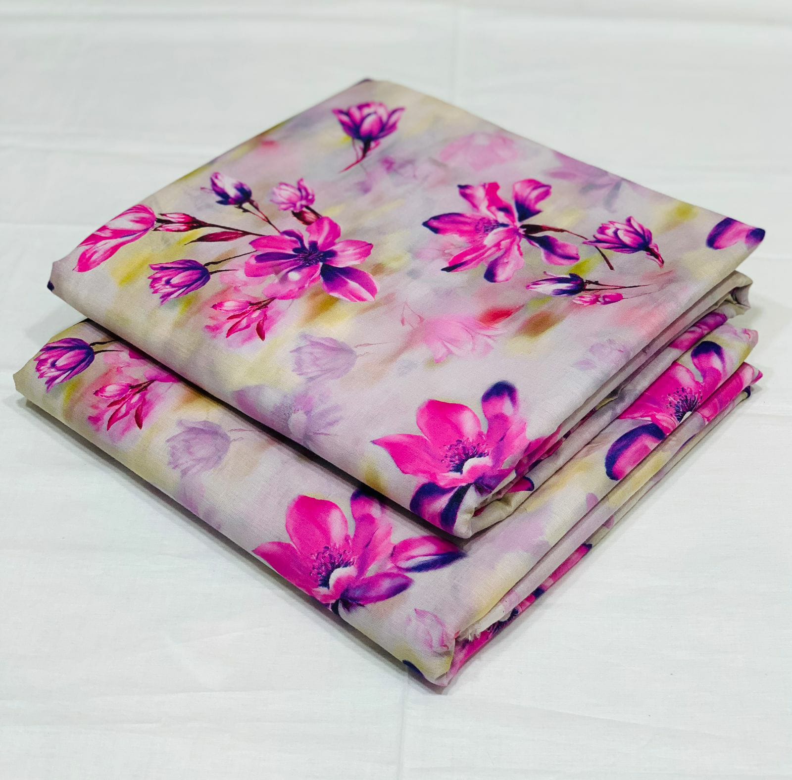 037 - Soft Lilac & Magenta Lily - Shifa Zahra - Classic Lawn